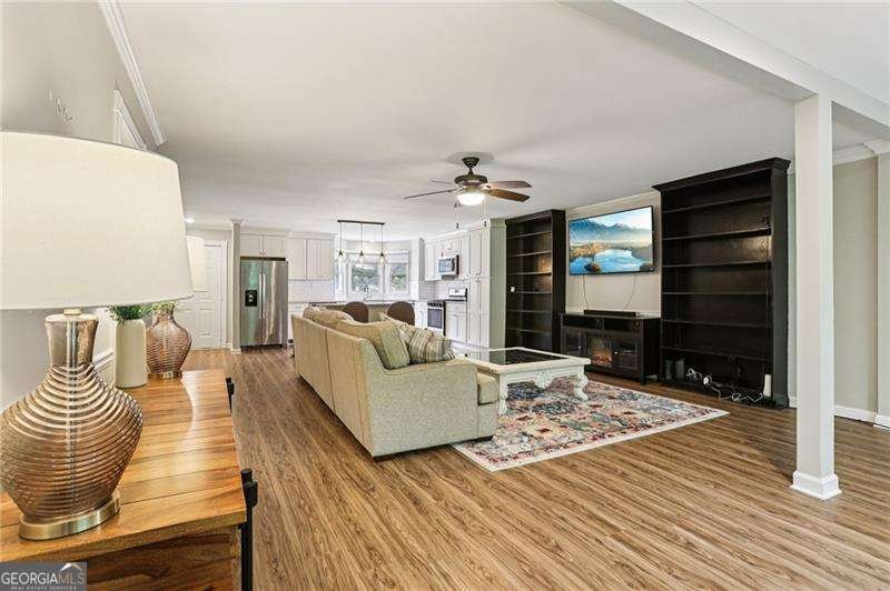 208 Hembree Park Terrace Roswell - 5