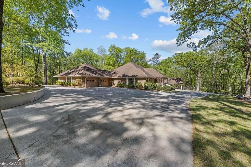2090 North Jefferson Street Milledgeville - 40