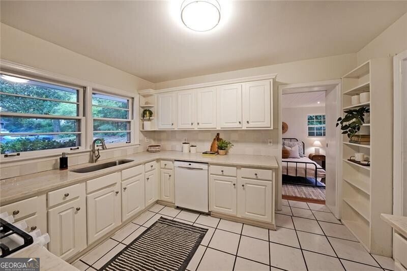 1327 Rupert Road Decatur - 9
