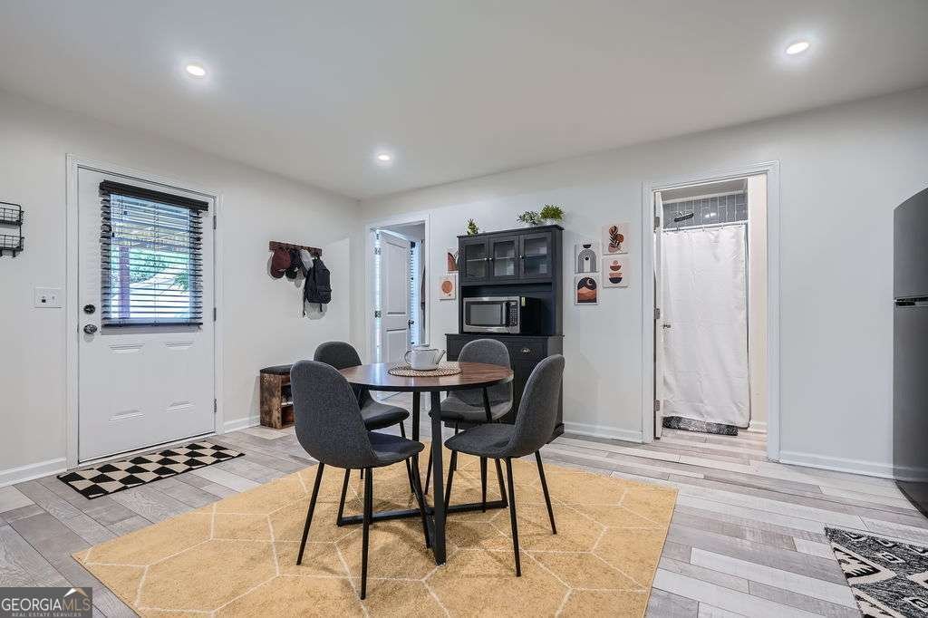 2686 Oak Leaf Place Atlanta - 22