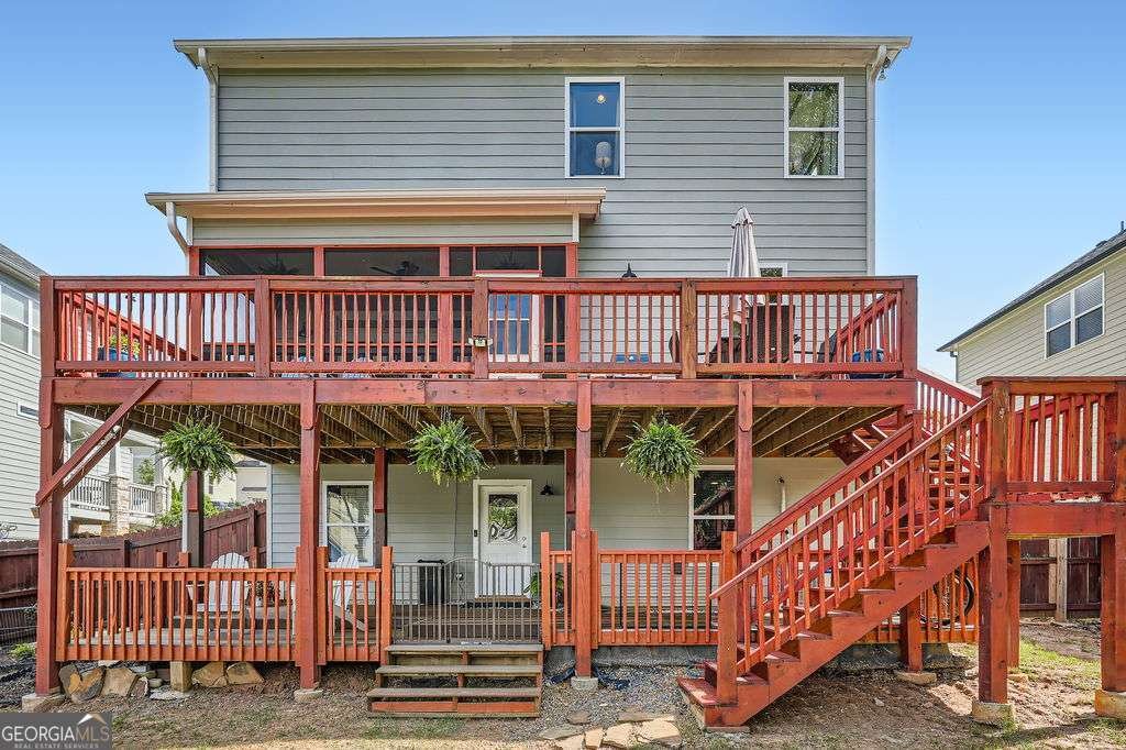 2686 Oak Leaf Place Atlanta - 28
