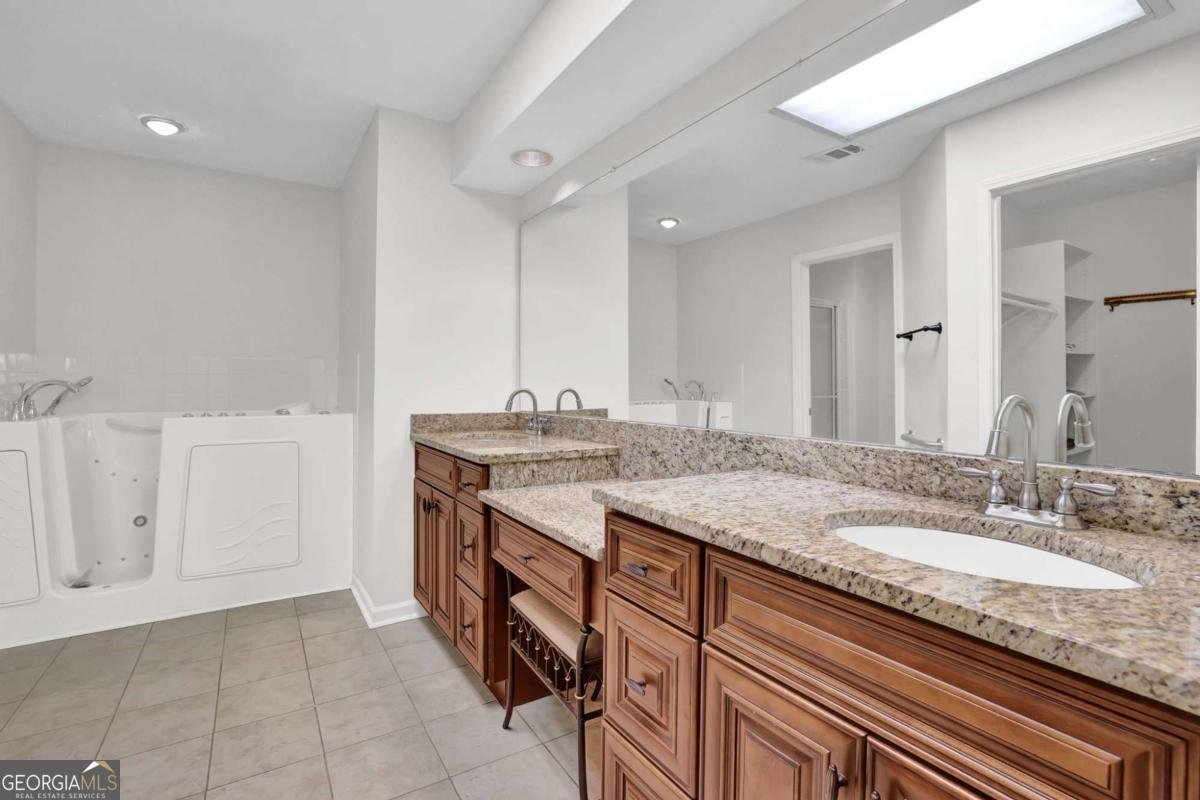 6423 Deerings Lane Peachtree Corners - 15
