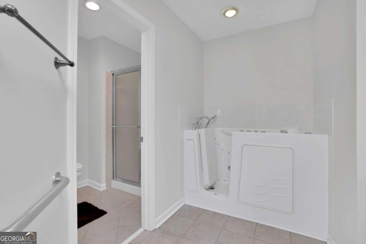 6423 Deerings Lane Peachtree Corners - 16