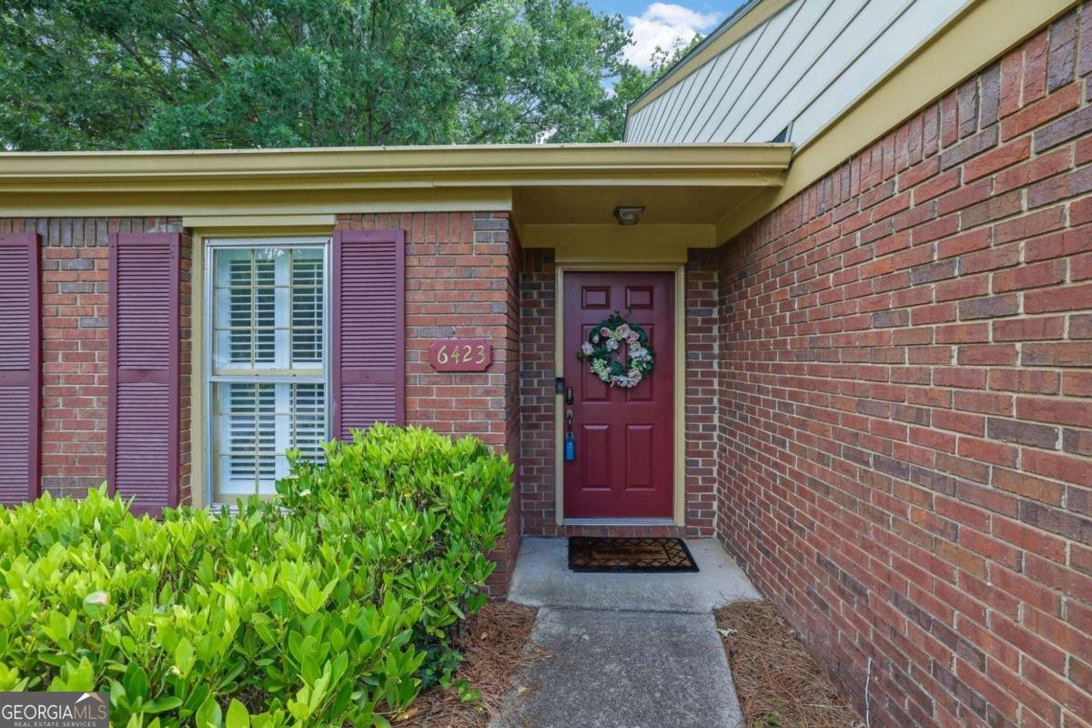 6423 Deerings Lane Peachtree Corners - 2