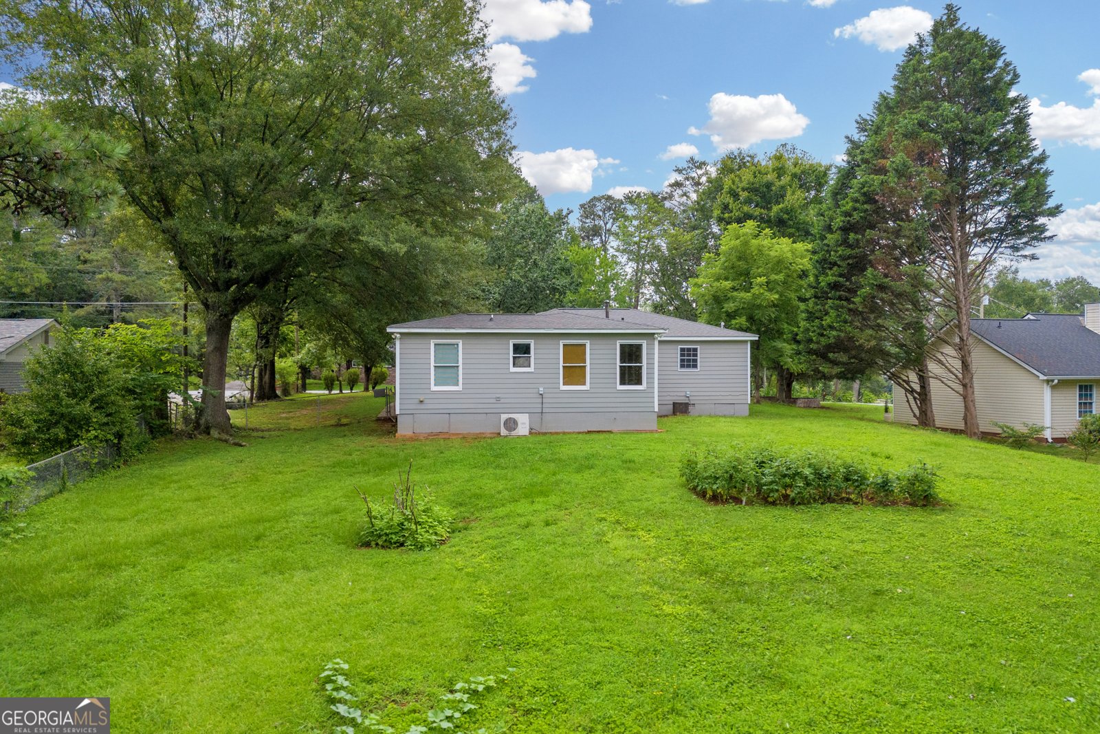 2199 Clairmont Circle Snellville - 35