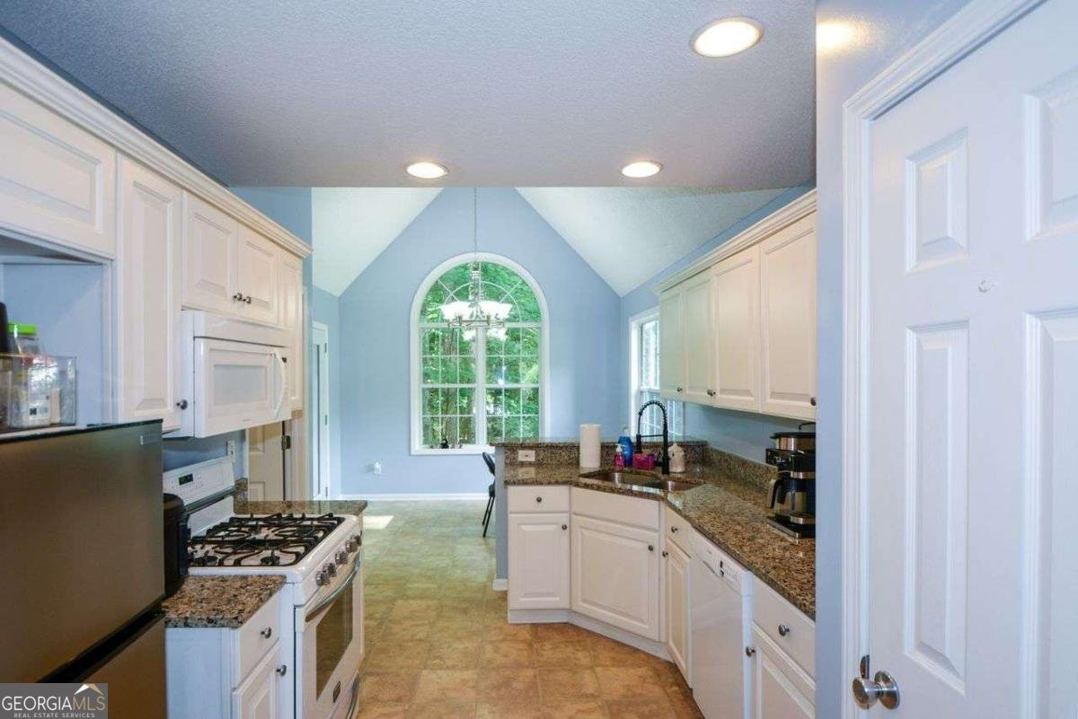 55 Legend Creek Cove Douglasville - 17