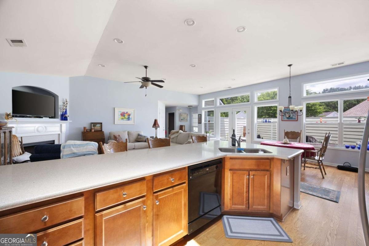 418 THAXTON Lane Woodstock - 3