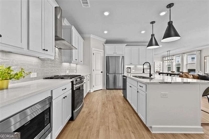 940 EMMETT Walk Alpharetta - 2