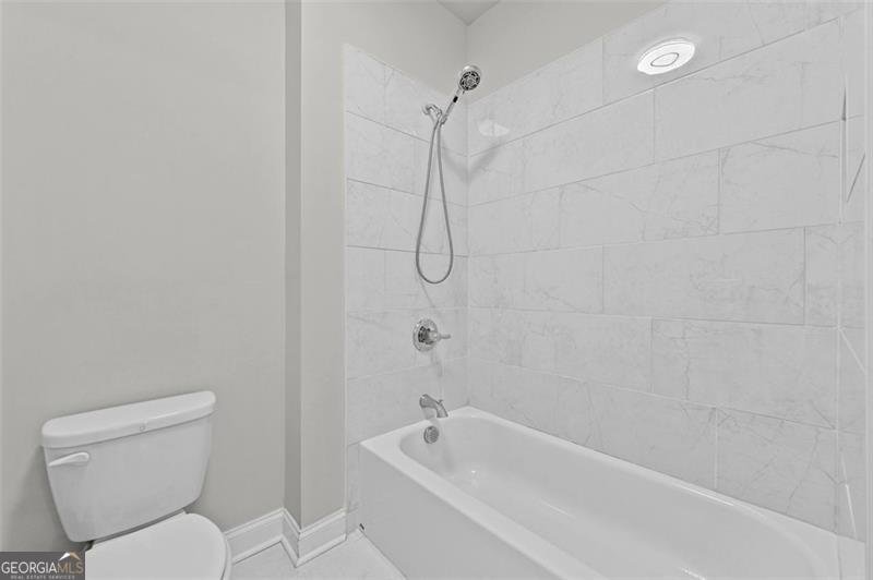 940 EMMETT Walk Alpharetta - 20