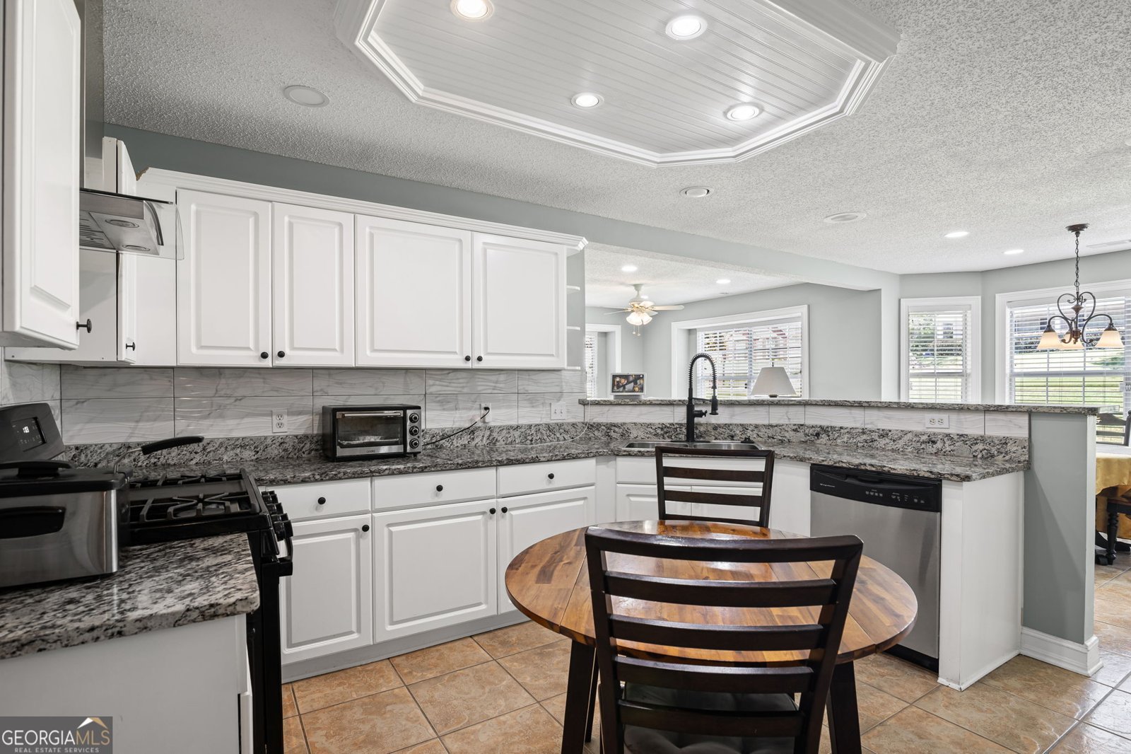 12189 Lauren Way Fayetteville - 12