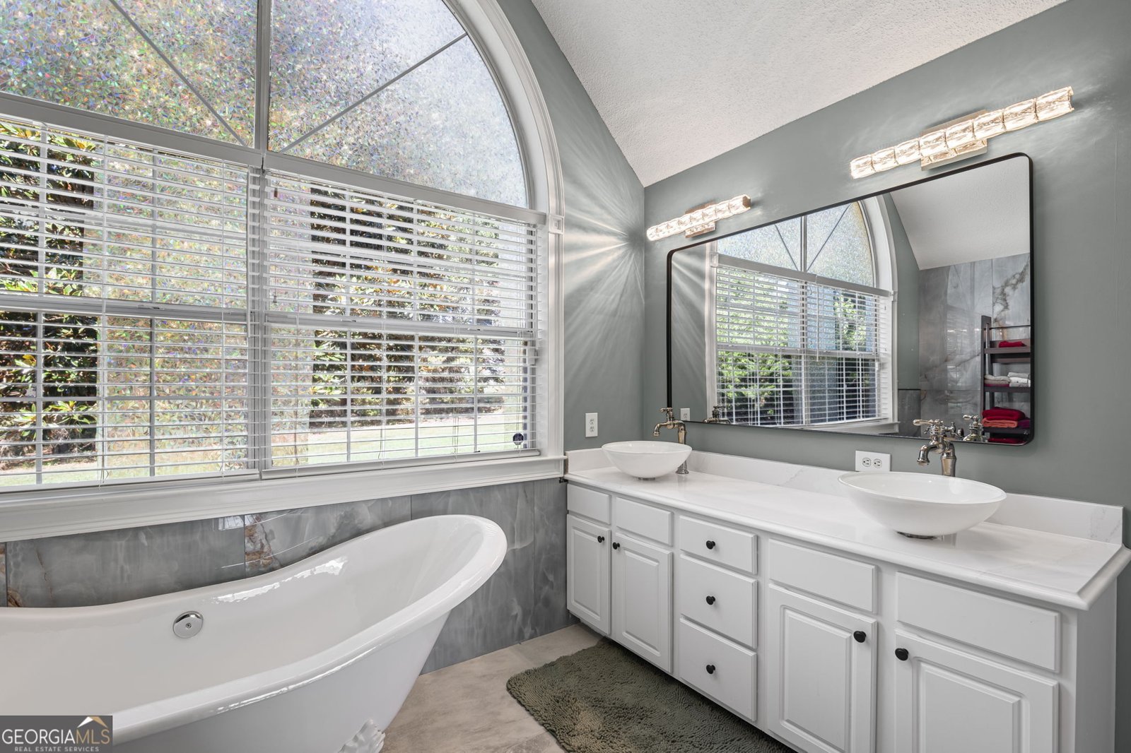 12189 Lauren Way Fayetteville - 27