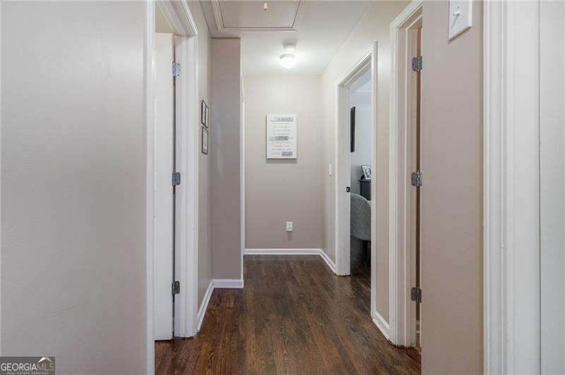 19 Autumn Place White - 15