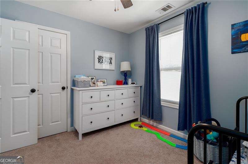 19 Autumn Place White - 23