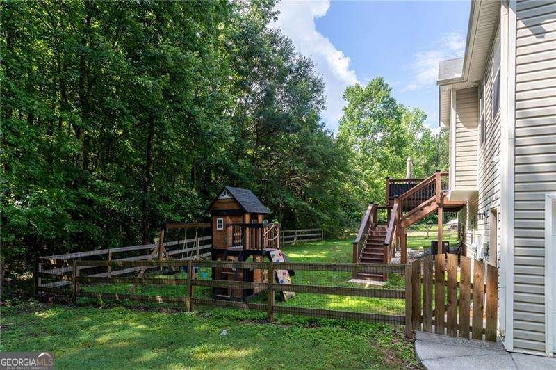 19 Autumn Place White - 34