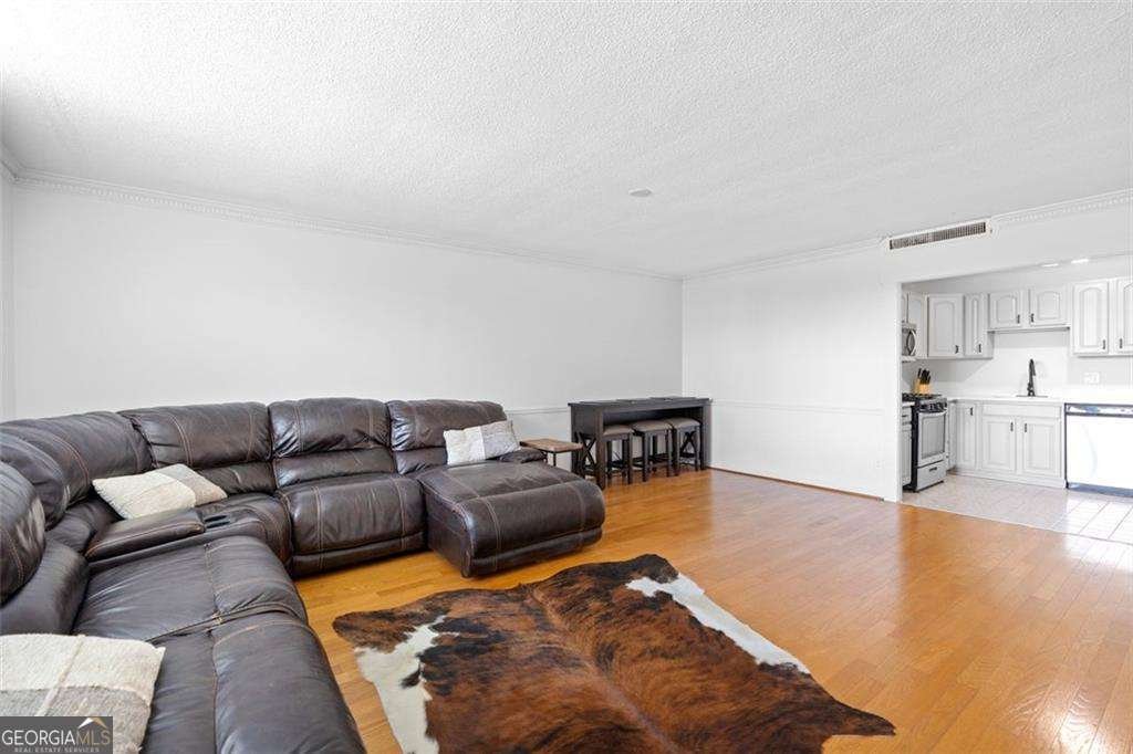 2965 Pharr Court South Atlanta - 8