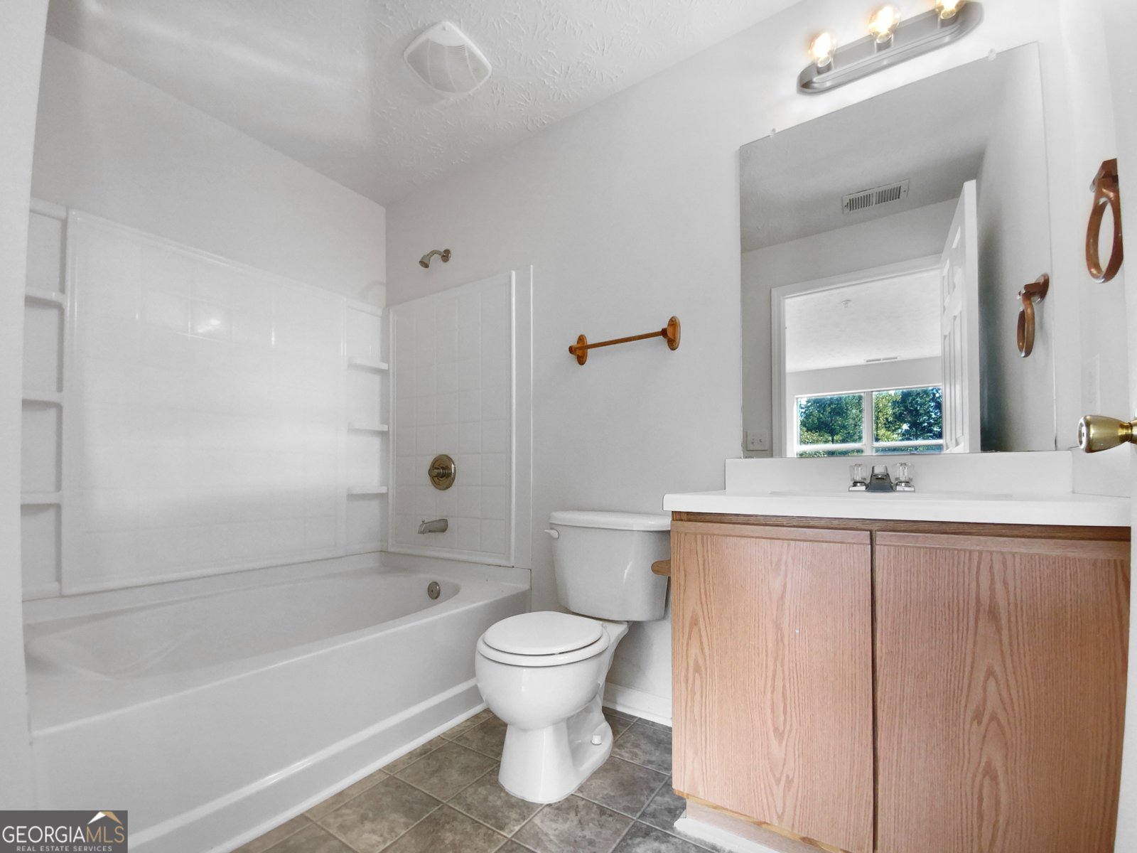 3217 Fairington Drive Lithonia - 11