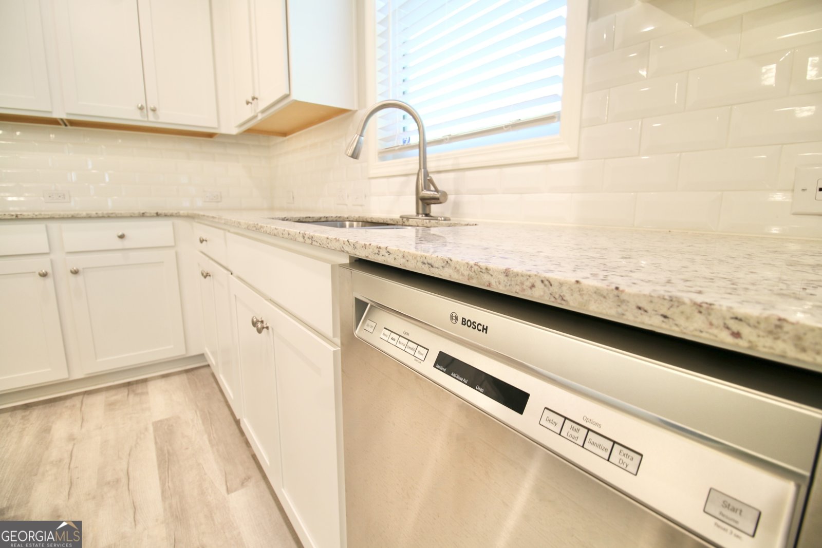 243 Hummingbird Trail Dallas - 5