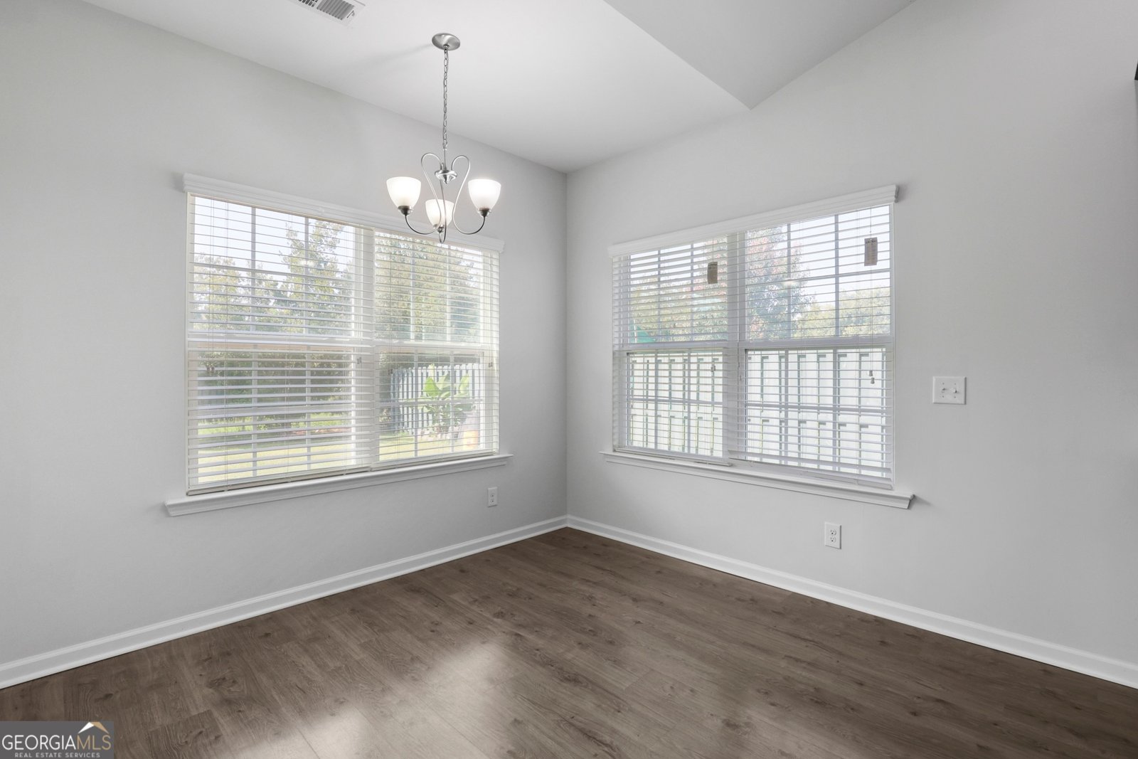 27 Hazen Drive Richmond Hill - 11