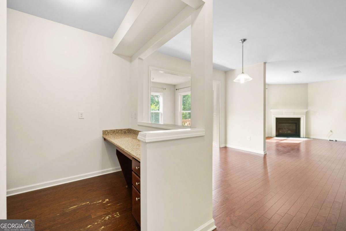 522 Spring View Drive Woodstock - 1