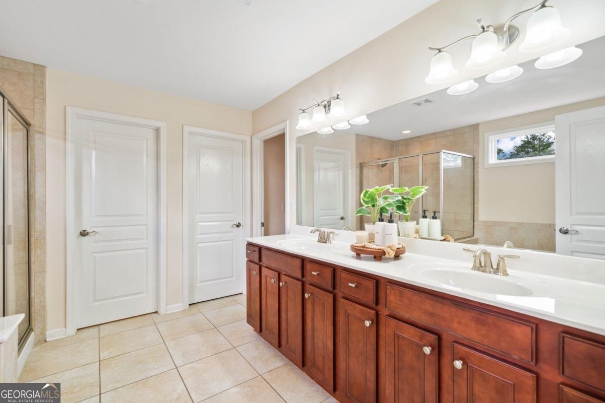 522 Spring View Drive Woodstock - 8