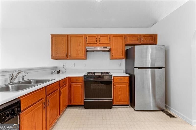 9283 Whaleys Lake Lane Jonesboro - 17