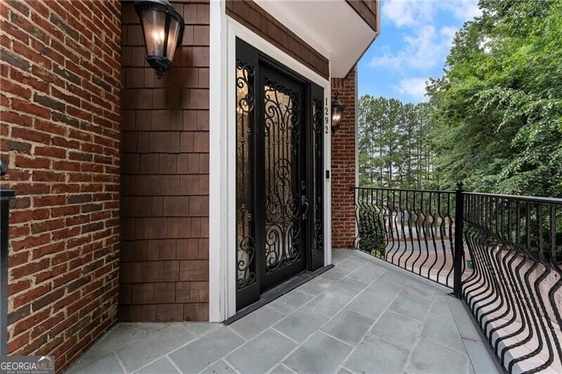 1292 Lenox Park Boulevard Brookhaven - 2