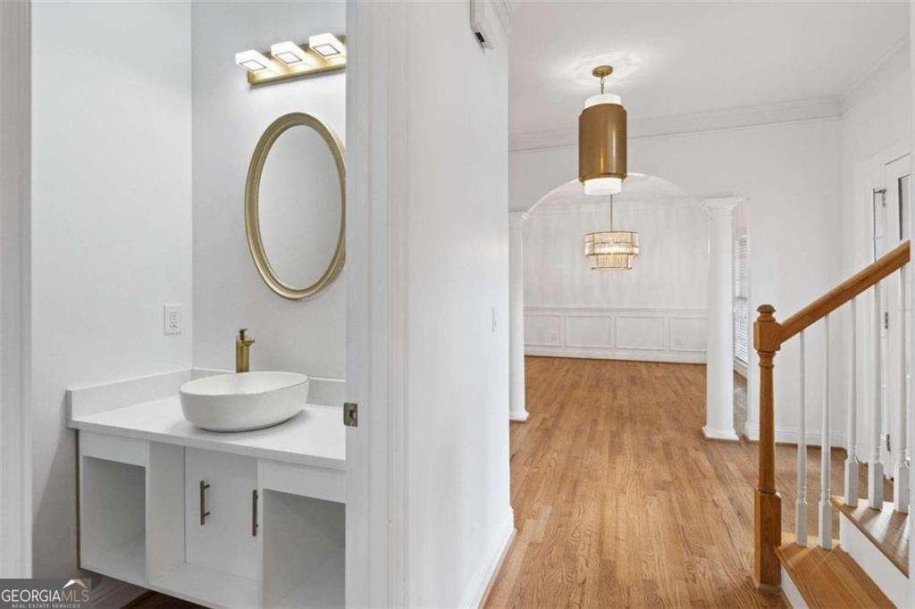 1711 Summit Glen Lane Atlanta - 1
