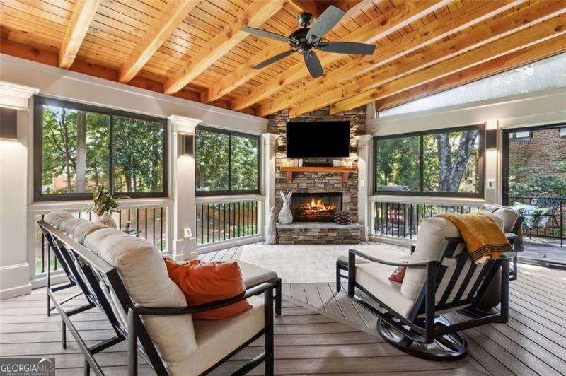 1835 REDBOURNE Drive Atlanta - 10