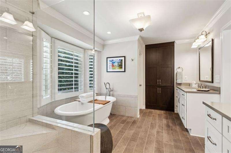 1835 REDBOURNE Drive Atlanta - 22