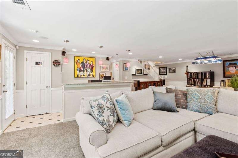 1835 REDBOURNE Drive Atlanta - 34