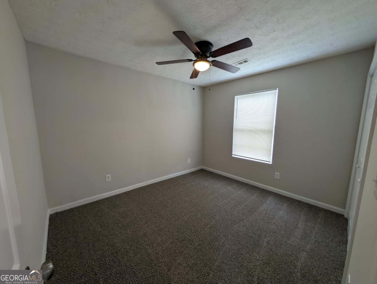 102 Crystal Brook Griffin - 13