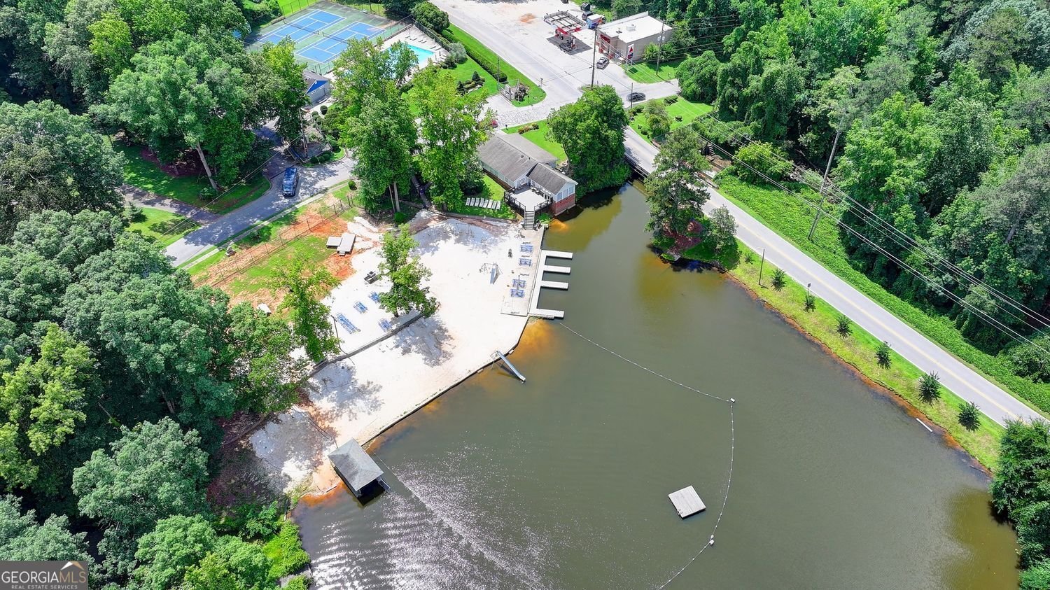 8805 Lake Drive Snellville - 38