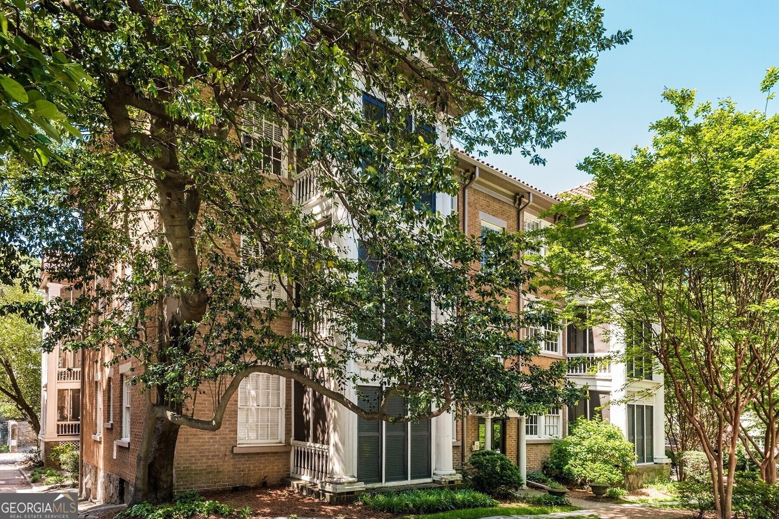 8 Collier Road Atlanta - 35