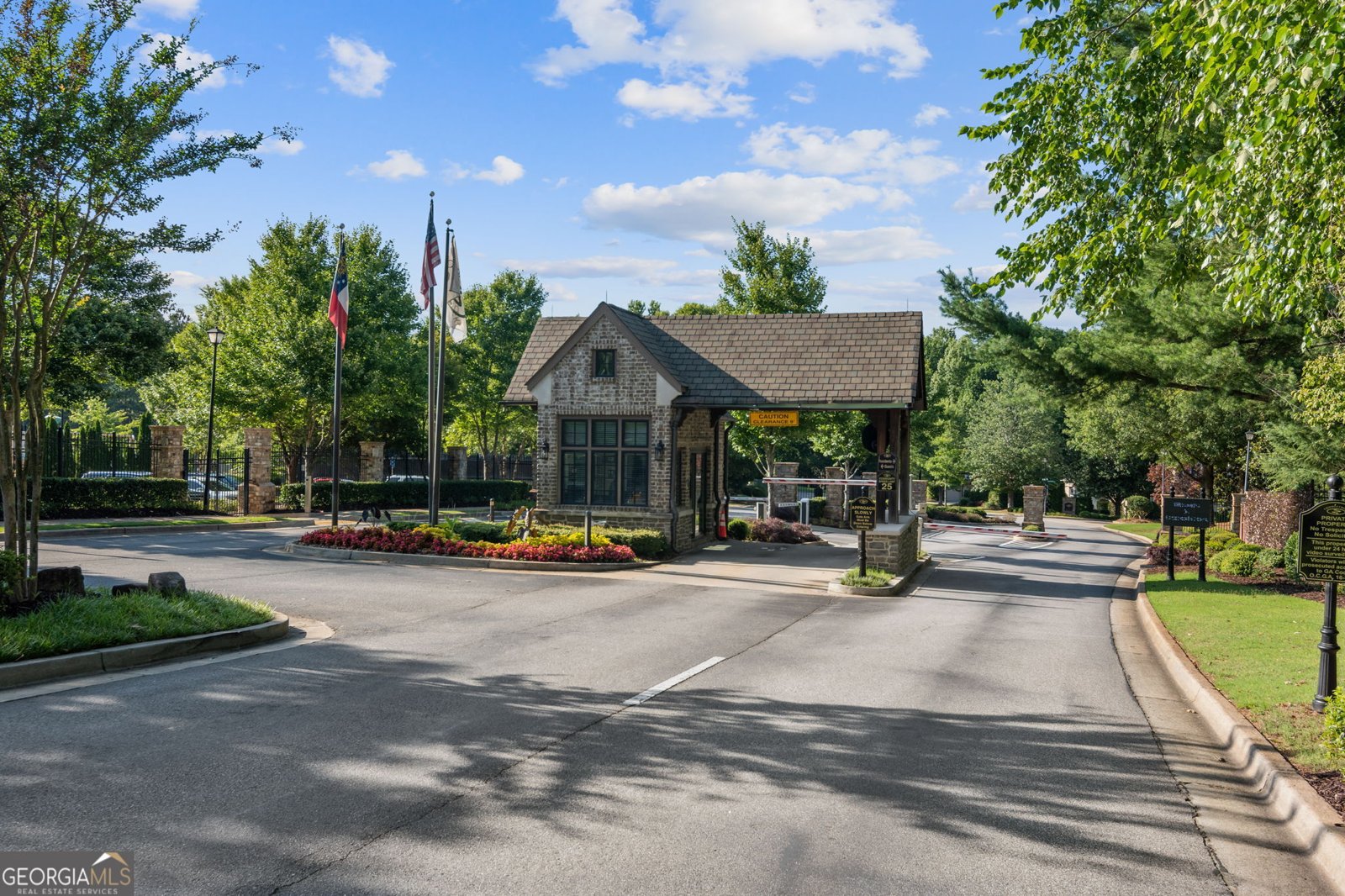 665 Greenview Terrace Milton - 43