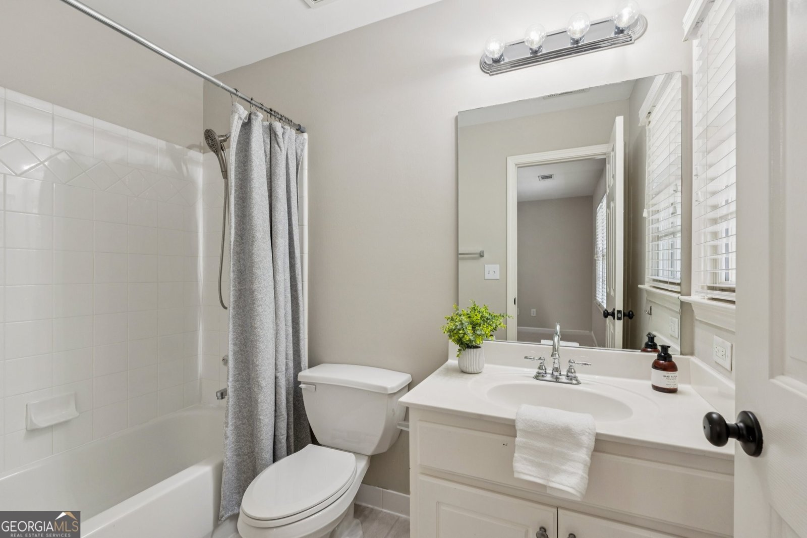665 Greenview Terrace Milton - 5