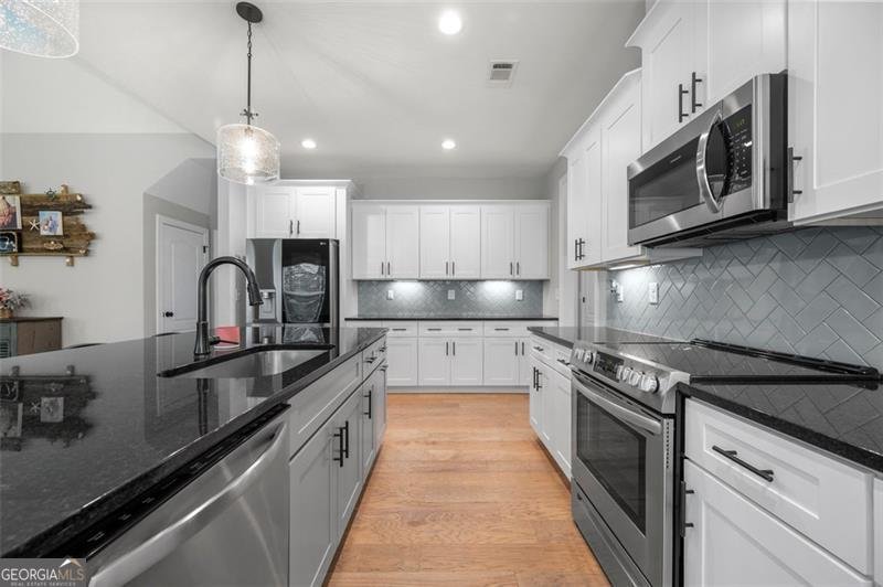 7532 MILFORD Place Douglasville - 24