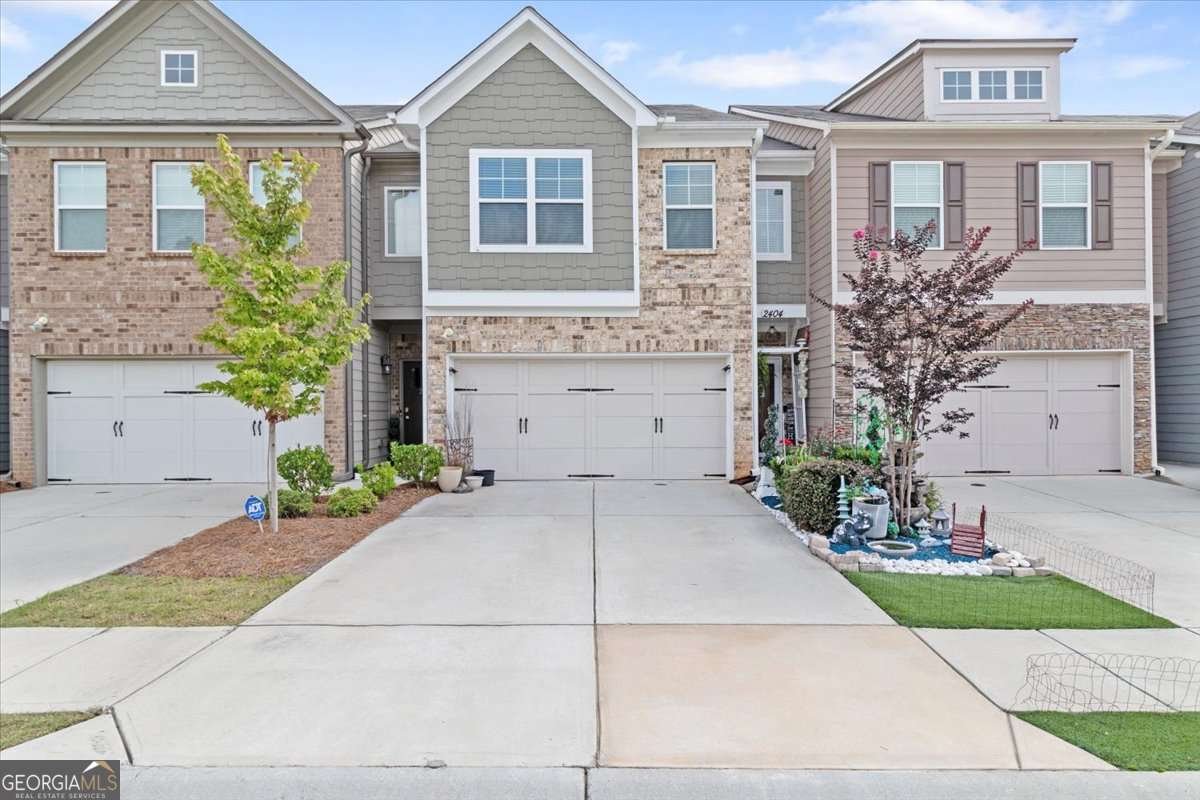 2404 FITTS Drive Conyers - 1