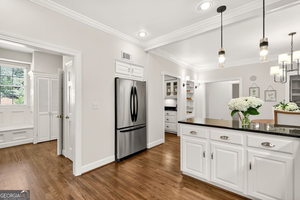 575 VALLEY HALL Sandy Springs - 13