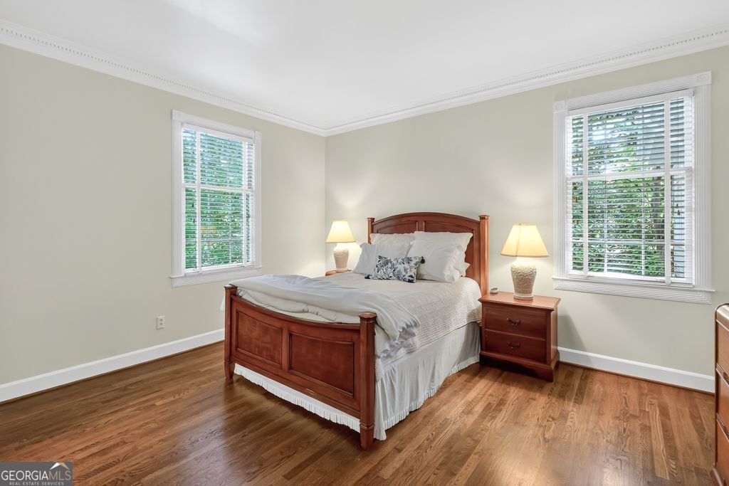 575 VALLEY HALL Sandy Springs - 39