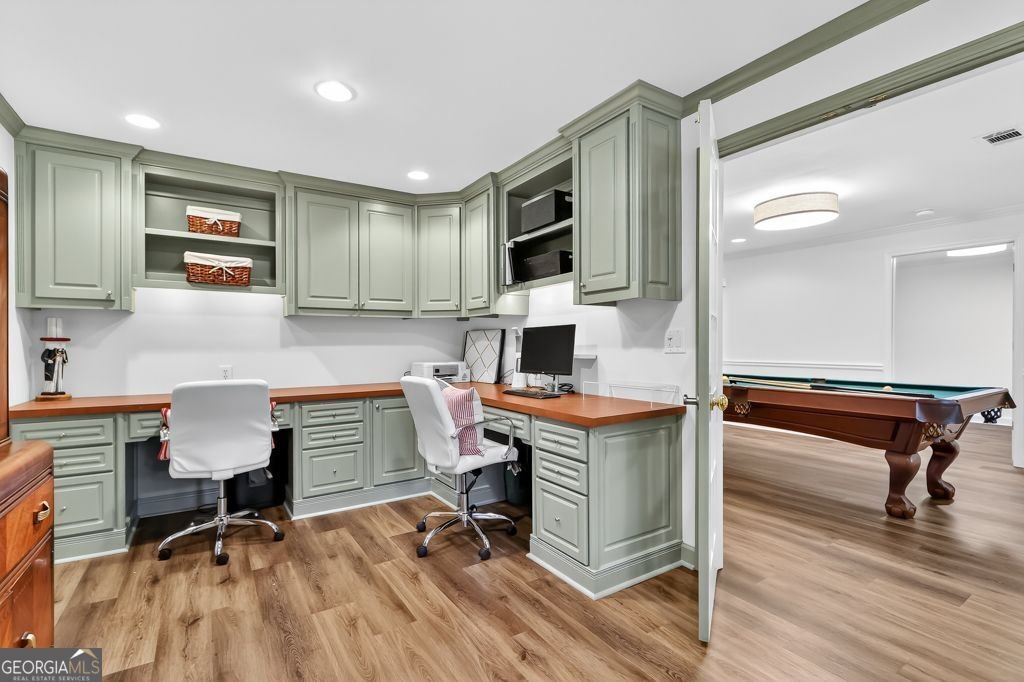 575 VALLEY HALL Sandy Springs - 63