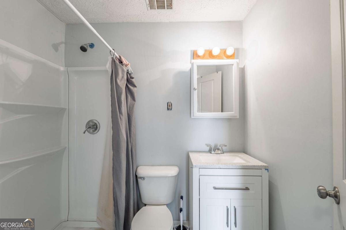 821 Charles Circle Griffin - 12