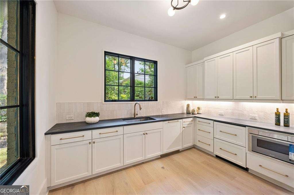 3292 Lenox Place Atlanta - 24