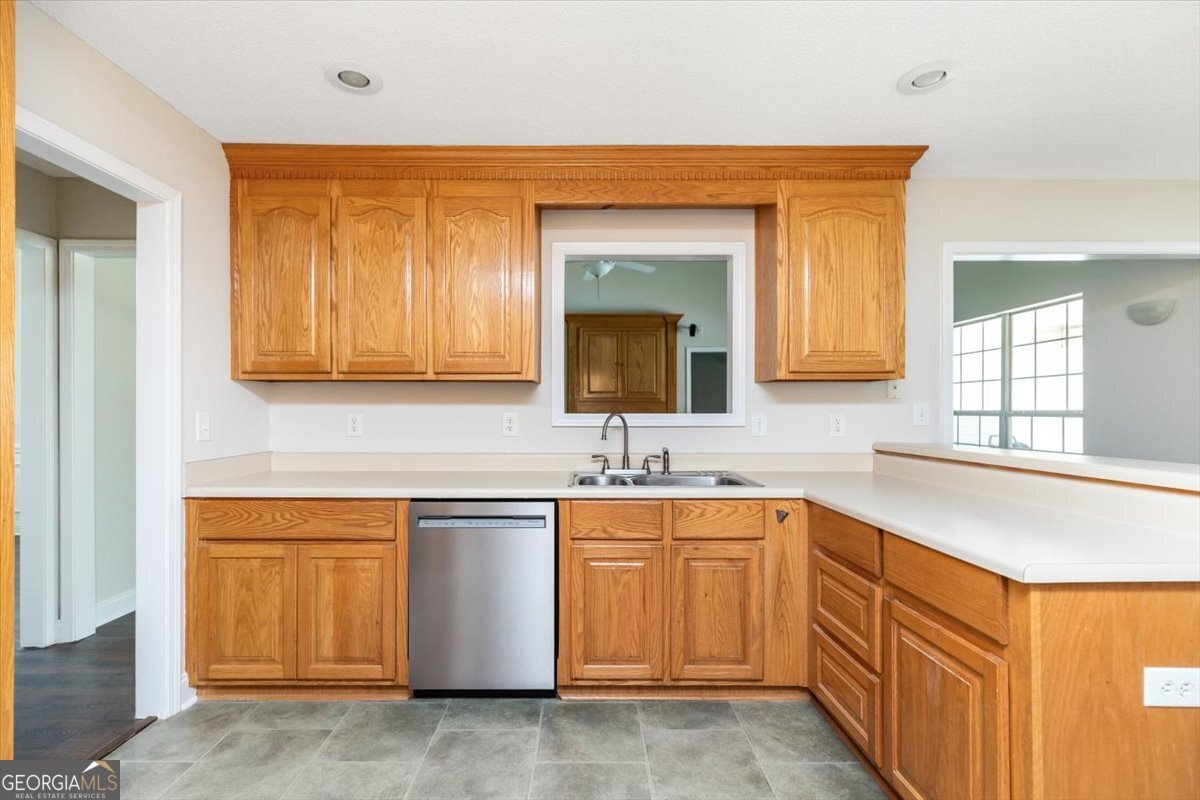 105 Finch Drive Kathleen - 45
