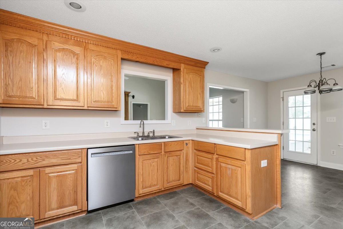 105 Finch Drive Kathleen - 46