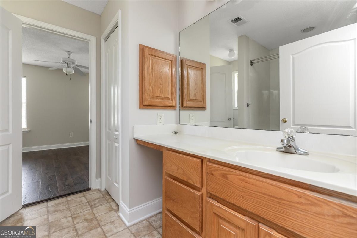 105 Finch Drive Kathleen - 64