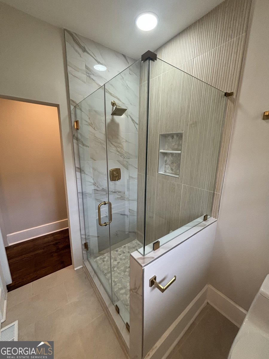 1460 Hartford Avenue Atlanta - 15