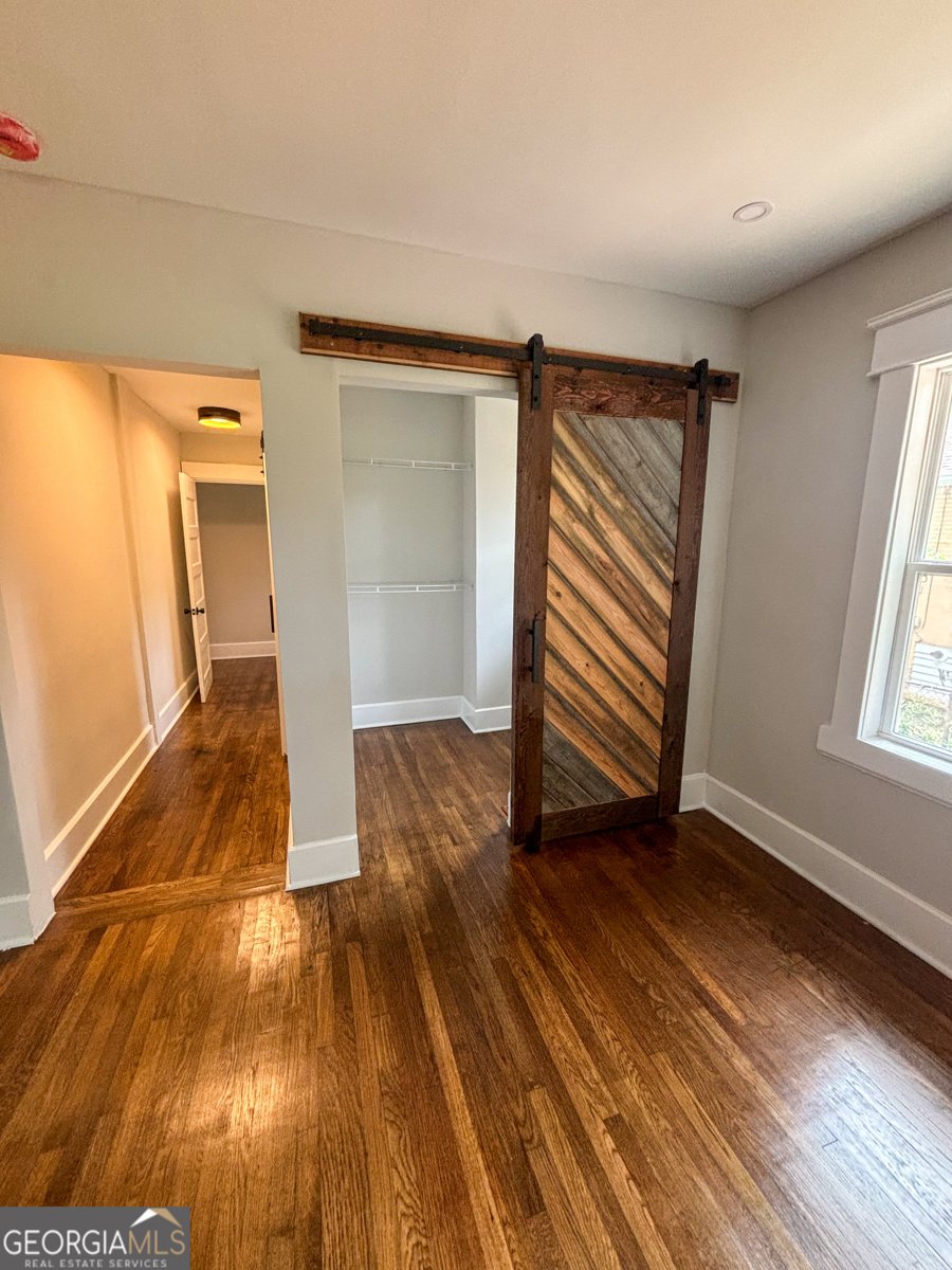 1460 Hartford Avenue Atlanta - 17