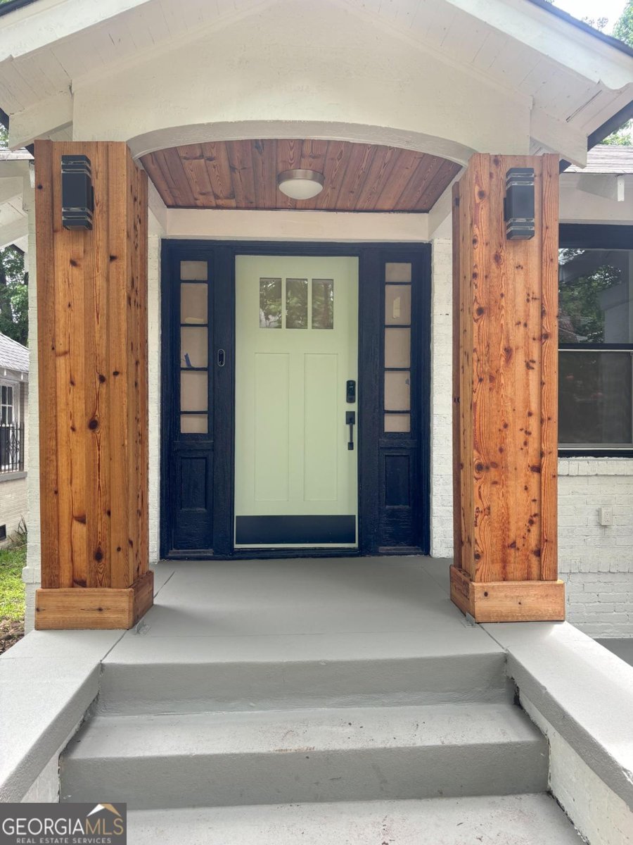 1460 Hartford Avenue Atlanta - 2