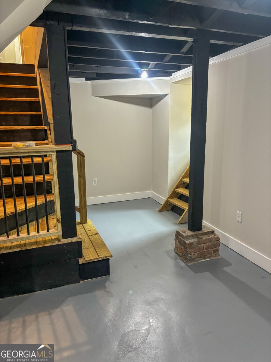1460 Hartford Avenue Atlanta - 24