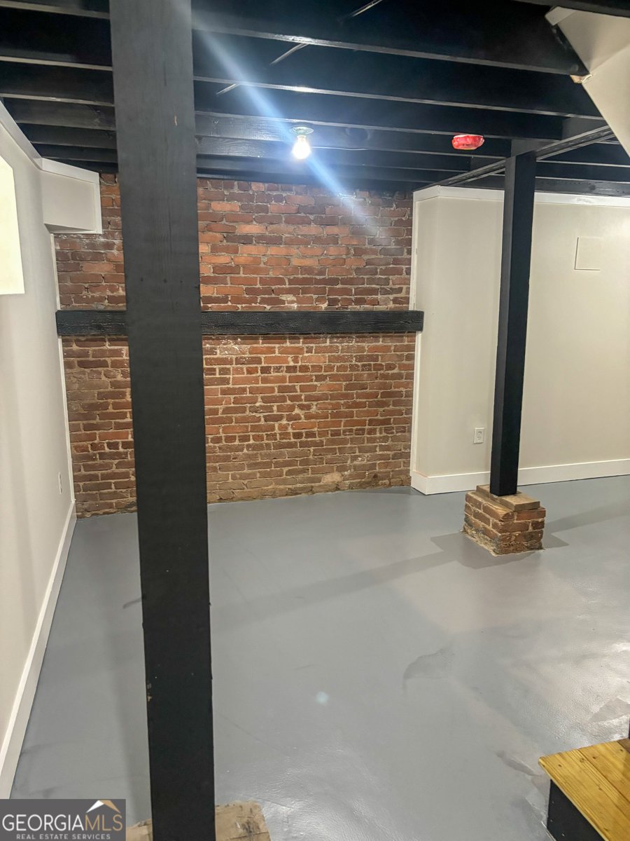 1460 Hartford Avenue Atlanta - 25